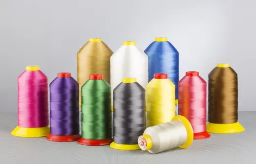 Нитка POLYART(ПОЛИАРТ) 40/30/20 колір 2830 , для пошиття чохлів на автомобільні сидіння і кермо