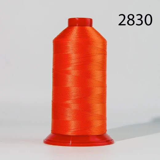 Нитка POLYART(ПОЛИАРТ) 40/30/20 колір 2830 , для пошиття чохлів на автомобільні сидіння і кермо